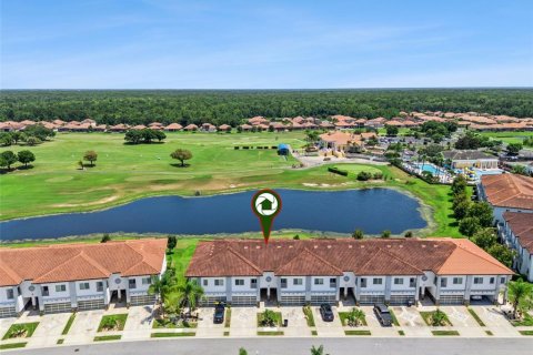 Townhouse in Davenport, Florida 3 bedrooms, 211.91 sq.m. № 2316731 - photo 28
