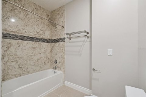 Townhouse in Davenport, Florida 3 bedrooms, 211.91 sq.m. № 2316731 - photo 24
