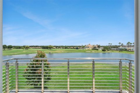 Townhouse in Davenport, Florida 3 bedrooms, 211.91 sq.m. № 2316731 - photo 25