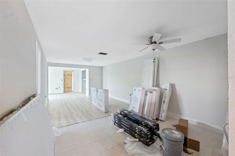 Condo in New Port Richey, Florida, 2 bedrooms  № 1851791 - photo 7