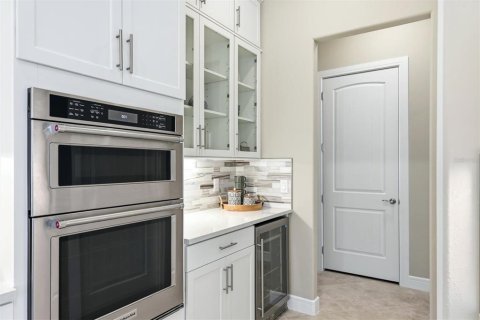 House in Parrish, Florida 3 bedrooms, 272.76 sq.m. № 2396146 - photo 22