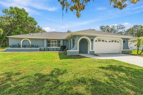 House in Spring Hill, Florida 4 bedrooms, 202.06 sq.m. № 2369584