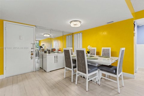 Copropriété à vendre à Tamarac, Floride: 2 chambres, 96.62 m2 № 2042745 - photo 15