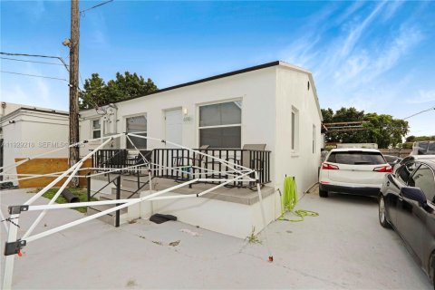 Immobilier commercial à vendre à Miami, Floride № 1987569 - photo 27