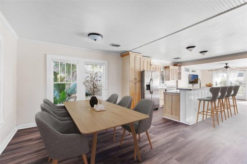 Casa en venta en Sarasota, Florida, 2 dormitorios, 108.14 m2 № 1765126 - foto 4