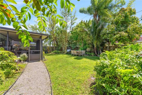 House in Sunrise, Florida 2 bedrooms, 81.48 sq.m. № 2064853 - photo 22