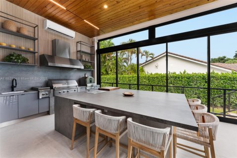Villa ou maison à vendre à Pinecrest, Floride: 7 chambres, 738.94 m2 № 1933173 - photo 14
