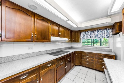 Casa en venta en Plant City, Florida, 3 dormitorios, 198.35 m2 № 1918370 - foto 11