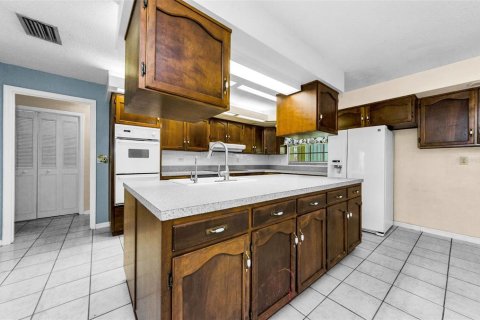 Casa en venta en Plant City, Florida, 3 dormitorios, 198.35 m2 № 1918370 - foto 16