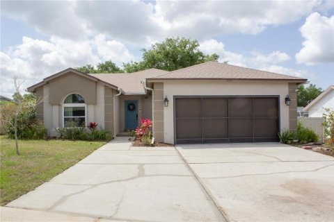 House in Clermont, Florida 3 bedrooms, 182.09 sq.m. № 1630873 - photo 1