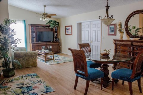 House in Clermont, Florida 3 bedrooms, 182.09 sq.m. № 1630873 - photo 7