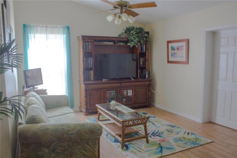 House in Clermont, Florida 3 bedrooms, 182.09 sq.m. № 1630873 - photo 9