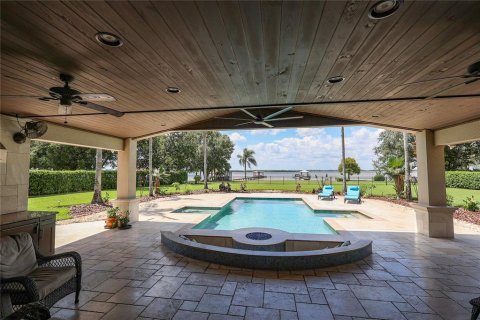 Villa ou maison à vendre à Winter Haven, Floride: 4 chambres, 307.41 m2 № 2314420 - photo 8