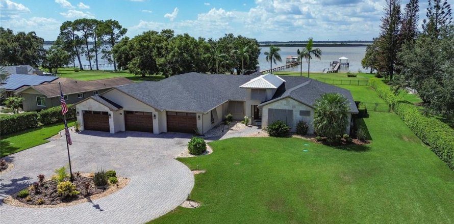 Villa ou maison à Winter Haven, Floride 4 chambres, 307.41 m2 № 2314420