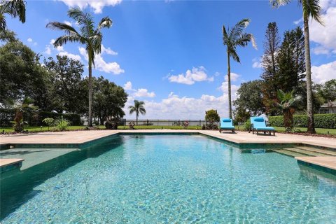 Villa ou maison à vendre à Winter Haven, Floride: 4 chambres, 307.41 m2 № 2314420 - photo 10