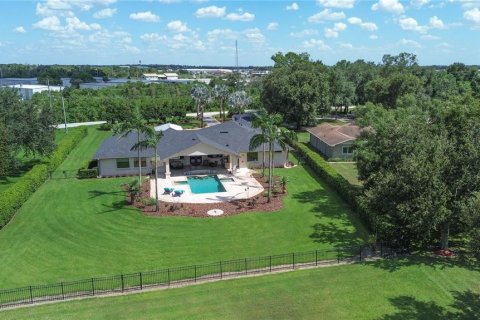 Villa ou maison à vendre à Winter Haven, Floride: 4 chambres, 307.41 m2 № 2314420 - photo 13