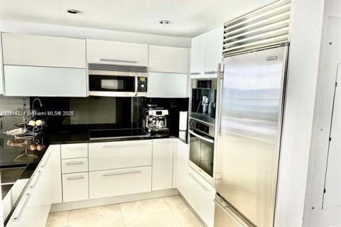 Condominio en alquiler en Sunny Isles Beach, Florida, 1 dormitorio, 79.71 m2 № 1950445 - foto 4