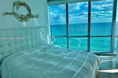 Condominio en alquiler en Sunny Isles Beach, Florida, 1 dormitorio, 79.71 m2 № 1950445 - foto 9