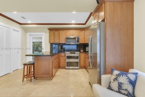 Купить виллу или дом в Майами, Флорида 2 спальни, 81.75м2, № 2033581 - фото 13