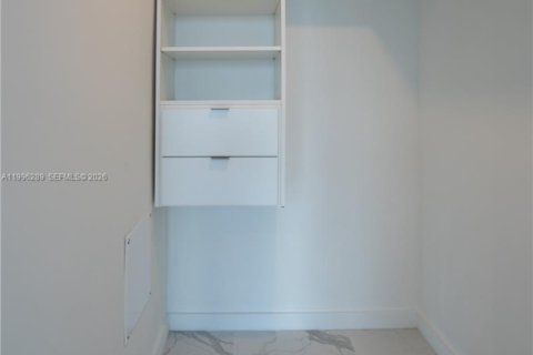 Apartment in Miami Beach, Florida 1 bedroom, 52.03 sq.m. № 2058931 - photo 17