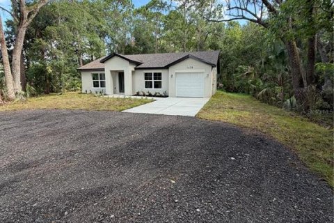 House in Geneva, Florida 2 bedrooms, 90.77 sq.m. № 2127210 - photo 2