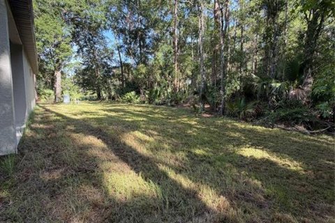 House in Geneva, Florida 2 bedrooms, 90.77 sq.m. № 2127210 - photo 17