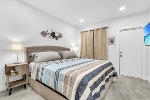 Villa ou maison à louer à Miami, Floride: 3 chambres, 144.09 m2 № 1758903 - photo 13