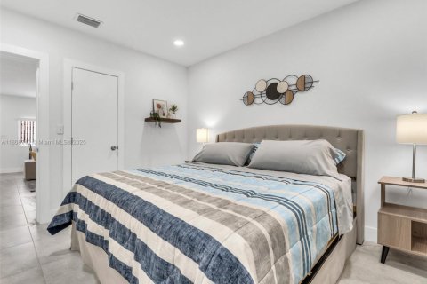 Villa ou maison à louer à Miami, Floride: 3 chambres, 144.09 m2 № 1758903 - photo 14