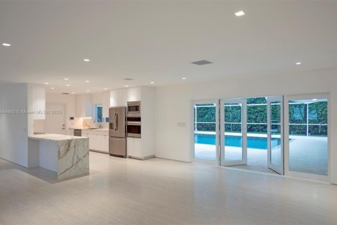 Villa ou maison à louer à Coral Gables, Floride: 4 chambres, 264.59 m2 № 1940452 - photo 11