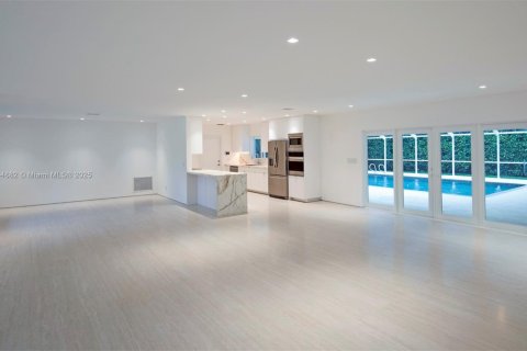 Villa ou maison à louer à Coral Gables, Floride: 4 chambres, 264.59 m2 № 1940452 - photo 10