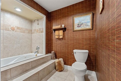 Copropriété à vendre à Homosassa, Floride: 2 chambres, 124.4 m2 № 2398940 - photo 8
