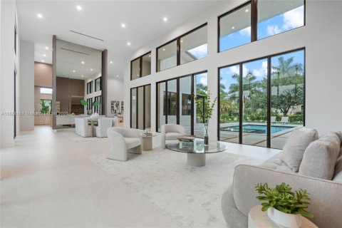 Купить виллу или дом в Дейви, Флорида 2 комнаты, 540.51м2, № 2021929 - фото 19