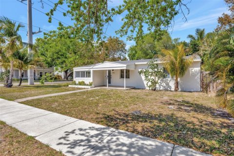 House in Fort Lauderdale, Florida 3 bedrooms, 111.02 sq.m. № 1954820 - photo 3