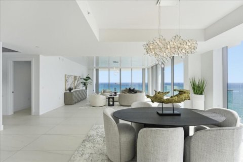 Condominio en alquiler en Fort Lauderdale, Florida, 4 dormitorios, 290.04 m2 № 2146526 - foto 7