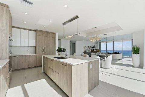 Condominio en alquiler en Fort Lauderdale, Florida, 4 dormitorios, 290.04 m2 № 2146526 - foto 10