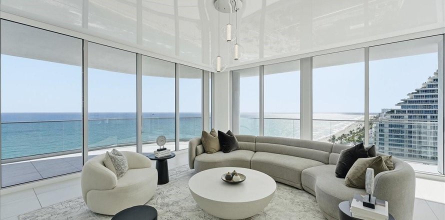 Condominio en Fort Lauderdale, Florida, 4 dormitorios № 2146526