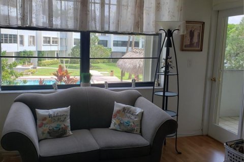 Condo in Miami, Florida, 2 bedrooms  № 1741382 - photo 7