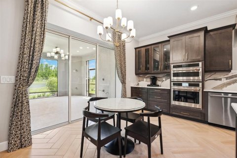 Снять в аренду виллу или дом в Уэсли-Чепел, Флорида 1 комната, 289.86м2, № 1637531 - фото 19