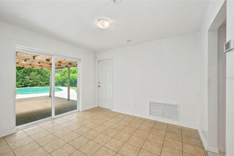 Villa ou maison à louer à Maitland, Floride: 4 chambres, 185.06 m2 № 2364321 - photo 12