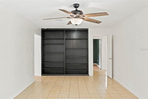 Villa ou maison à louer à Maitland, Floride: 4 chambres, 185.06 m2 № 2364321 - photo 10