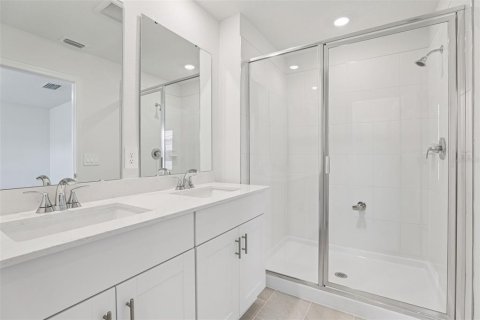 Снять в аренду таунхаус в Клермон, Флорида 5 комнат, 137.96м2, № 2111127 - фото 20