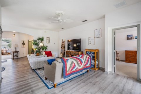 House in Wesley Chapel, Florida 2 bedrooms, 156.54 sq.m. № 1626280 - photo 10