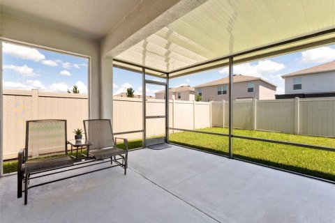 House in Wesley Chapel, Florida 3 bedrooms, 140.84 sq.m. № 2132417 - photo 19