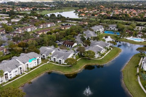 Appartement à louer à Doral, Floride: 2 chambres, 75.99 m2 № 2007913 - photo 5