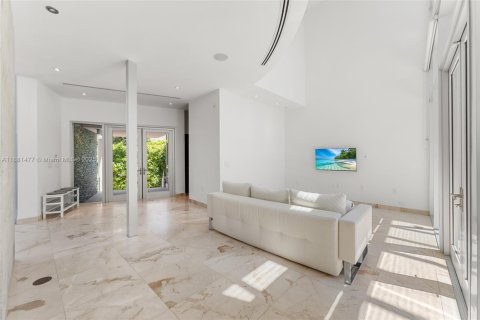 Adosado en venta en Key Biscayne, Florida, 4 dormitorios, 242.01 m2 № 1929759 - foto 5