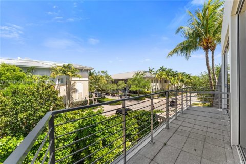 Adosado en venta en Key Biscayne, Florida, 4 dormitorios, 242.01 m2 № 1929759 - foto 22