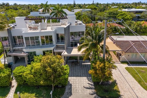 Adosado en venta en Key Biscayne, Florida, 4 dormitorios, 242.01 m2 № 1929759 - foto 3