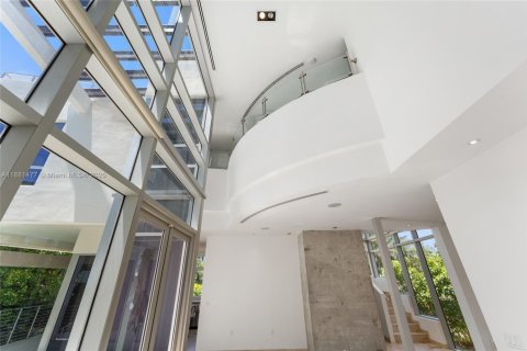 Adosado en venta en Key Biscayne, Florida, 4 dormitorios, 242.01 m2 № 1929759 - foto 15