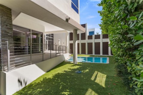 Adosado en venta en Key Biscayne, Florida, 4 dormitorios, 242.01 m2 № 1929759 - foto 20