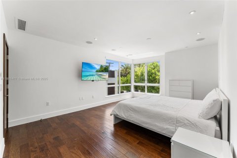 Adosado en venta en Key Biscayne, Florida, 4 dormitorios, 242.01 m2 № 1929759 - foto 27